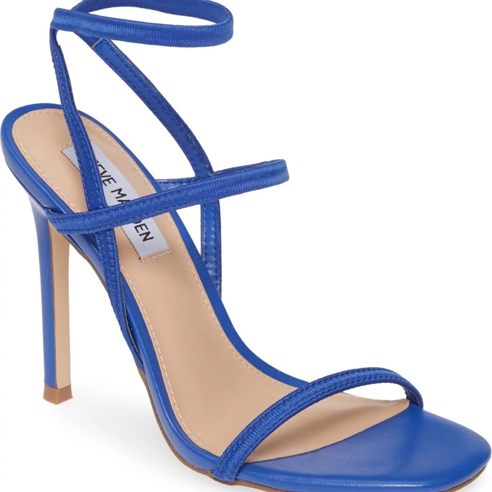 Steve Madden electric blue heels. Never worn 4” size 7